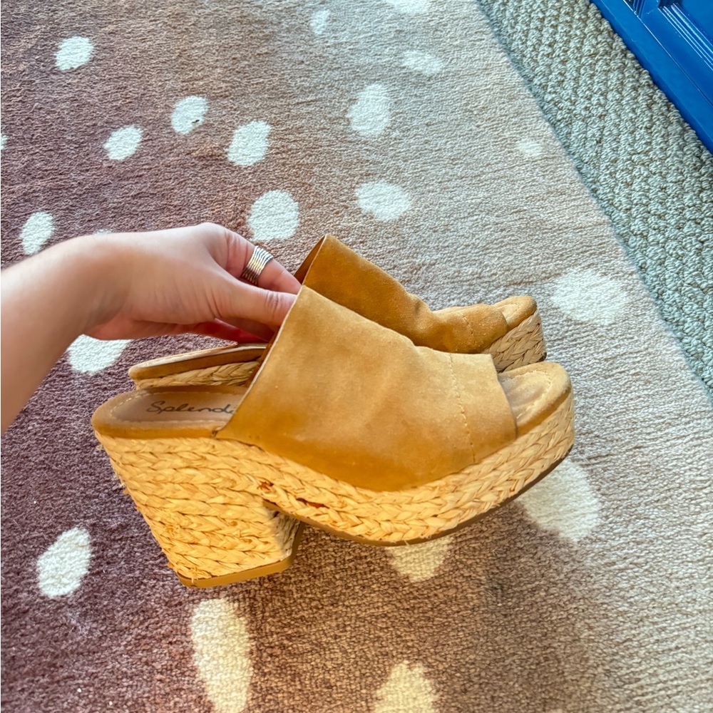 Splendid clogs